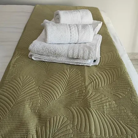 Coralli Loft * Néa Ankhíalos