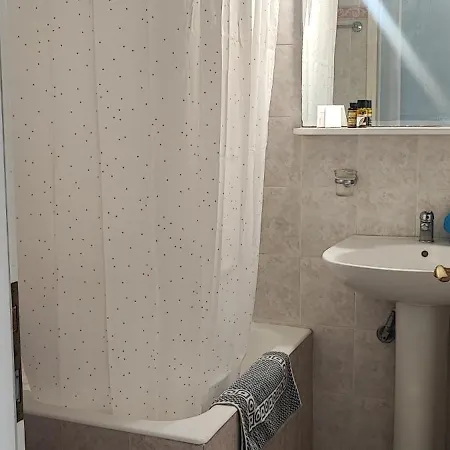 Coralli Loft Néa Ankhíalos