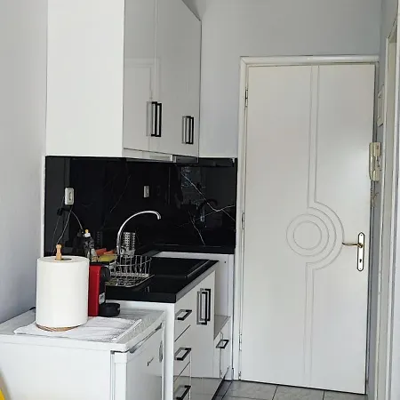 Coralli Loft Néa Ankhíalos